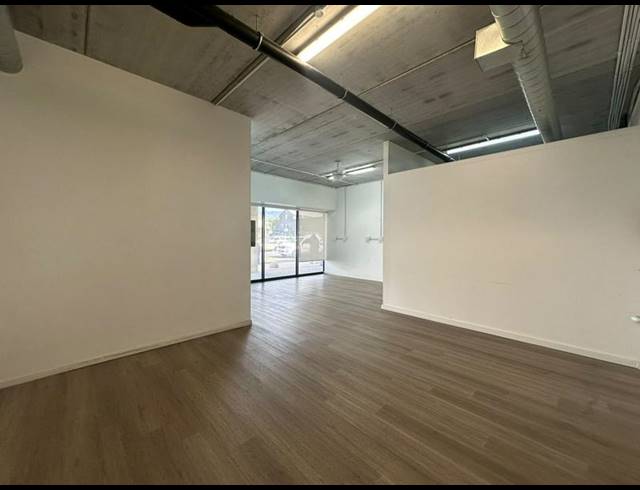 BUSINESS PROPERTY TO RENT IN DIEP RIVER